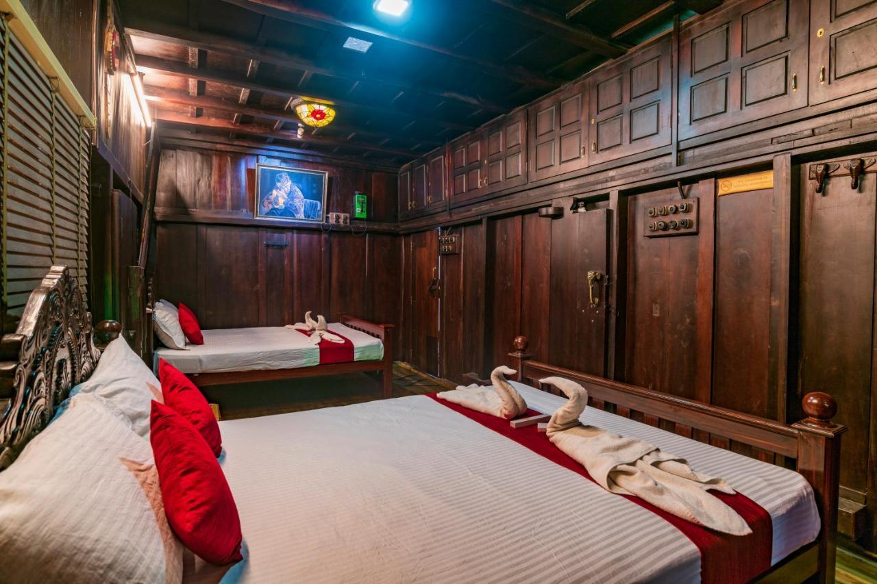 Castillo De Woods , The Private Luxury Villa , 8 Bhk, Vattavada Kottakamboor Zewnętrze zdjęcie